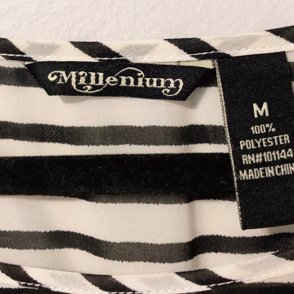 MILLENIUM | B&W Striped Top - Picture 2 of 5